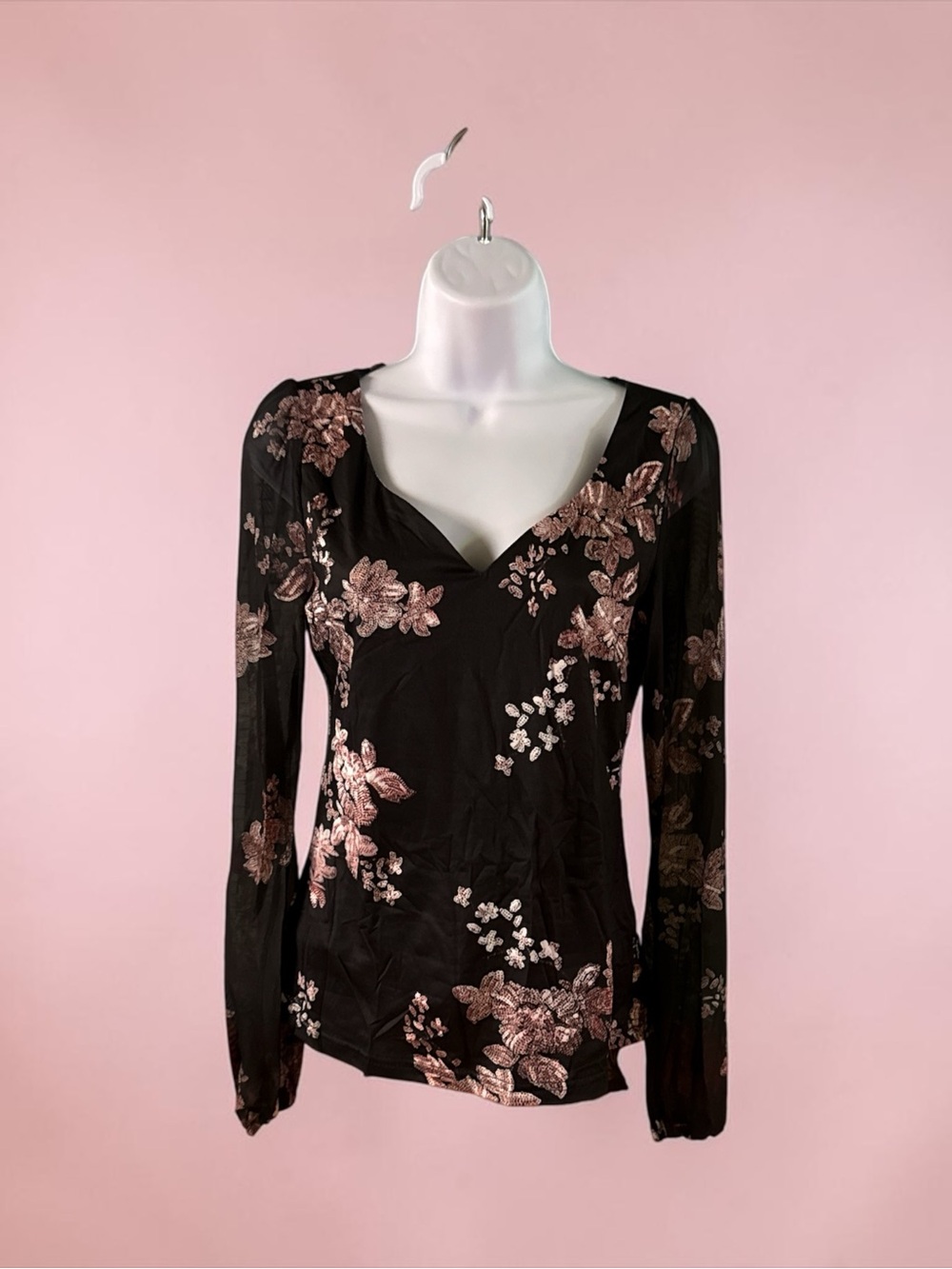 Chicme Black Floral V-Neck with sheer Long Sleeves Top NWOT